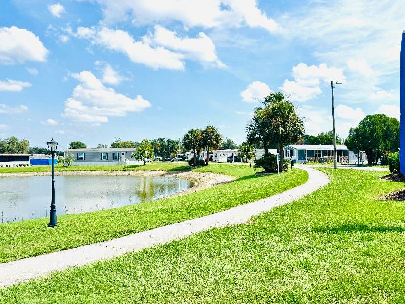 22 Charles Dr. a Winter Haven, FL Mobile or Manufactured Home for Sale